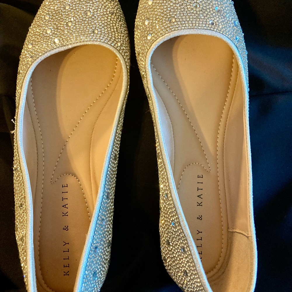 Kelly & Katie Embellished Diamond Rhinestones Gemstone Women's Flats
